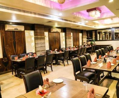 Simran Heritage Raipur  ภายนอก รูปภาพ